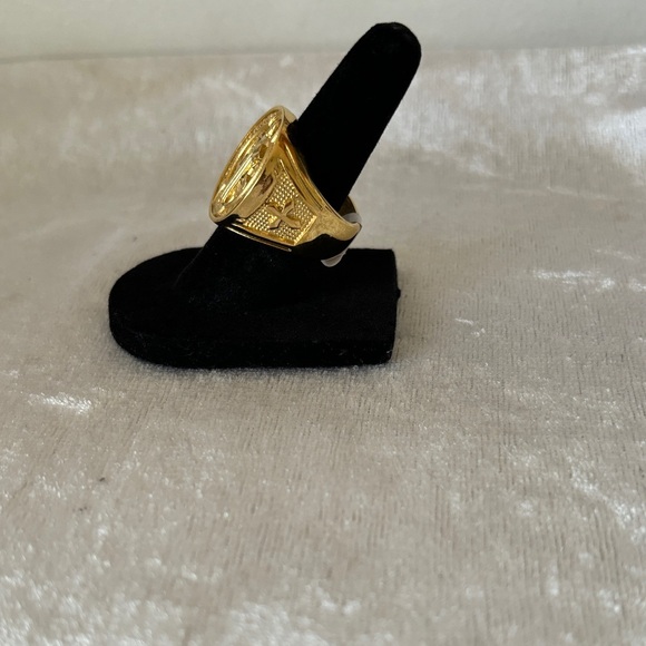 Gold Saint Benedict Rin - Picture 2 of 6